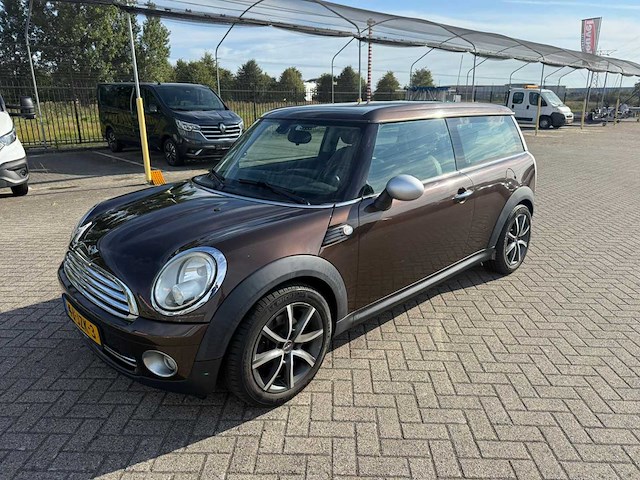 2009 mini mini clubman personenauto - afbeelding 1 van  8