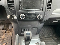 2009 mitsubishi pajero 3.2 bedrijfswagen 4-vfx-18 - afbeelding 15 van  37