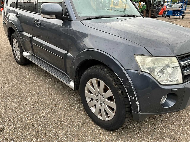 2009 mitsubishi pajero 3.2 bedrijfswagen 4-vfx-18 - afbeelding 3 van  37