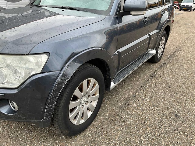 2009 mitsubishi pajero 3.2 bedrijfswagen 4-vfx-18 - afbeelding 4 van  37
