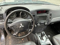 2009 mitsubishi pajero 3.2 bedrijfswagen 4-vfx-18 - afbeelding 13 van  37