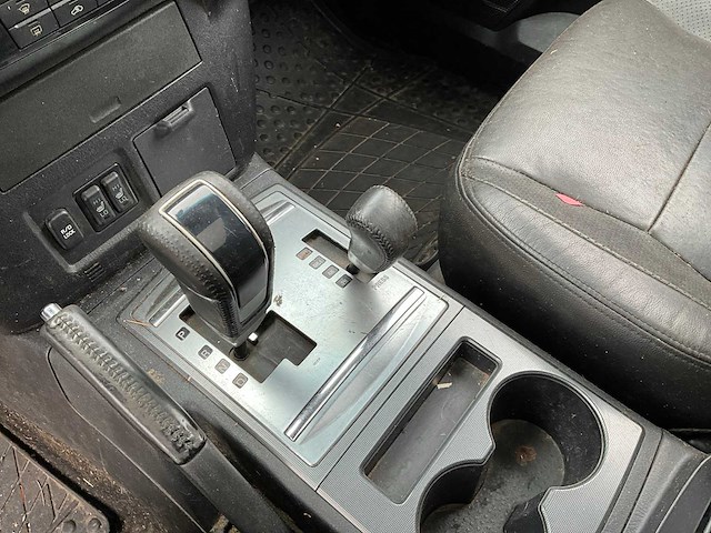 2009 mitsubishi pajero 3.2 bedrijfswagen 4-vfx-18 - afbeelding 15 van  36