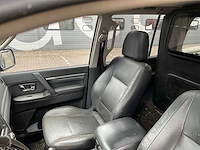 2009 mitsubishi pajero 3.2 bedrijfswagen 4-vfx-18 - afbeelding 17 van  36