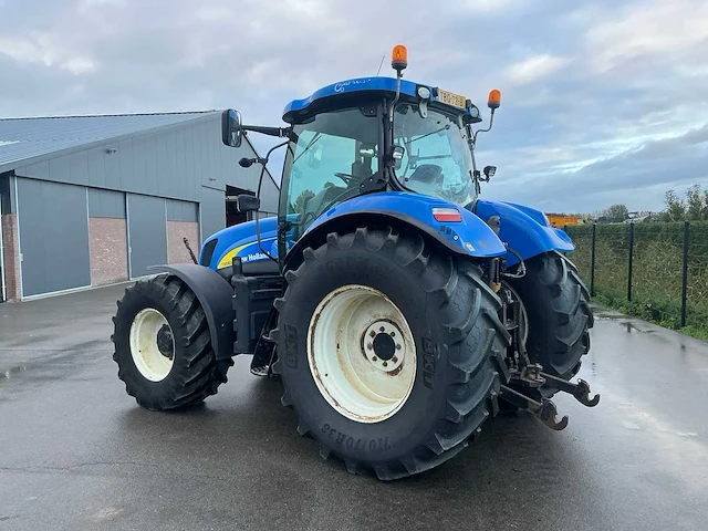2009 new holland t6080 vierwielaangedreven landbouwtractor - afbeelding 23 van  28