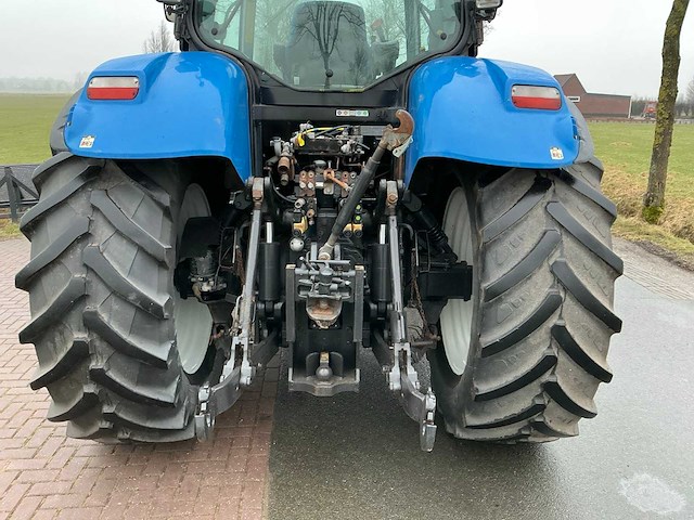 2009 new holland t7030 power command vierwielaangedreven landbouwtractor - afbeelding 23 van  45