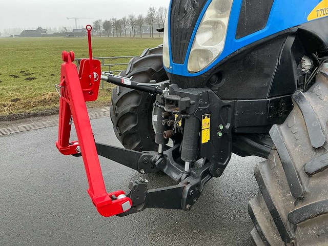 2009 new holland t7030 power command vierwielaangedreven landbouwtractor - afbeelding 28 van  45