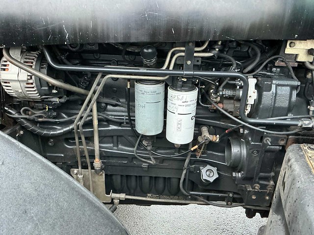 2009 new holland t7030 power command vierwielaangedreven landbouwtractor - afbeelding 31 van  45