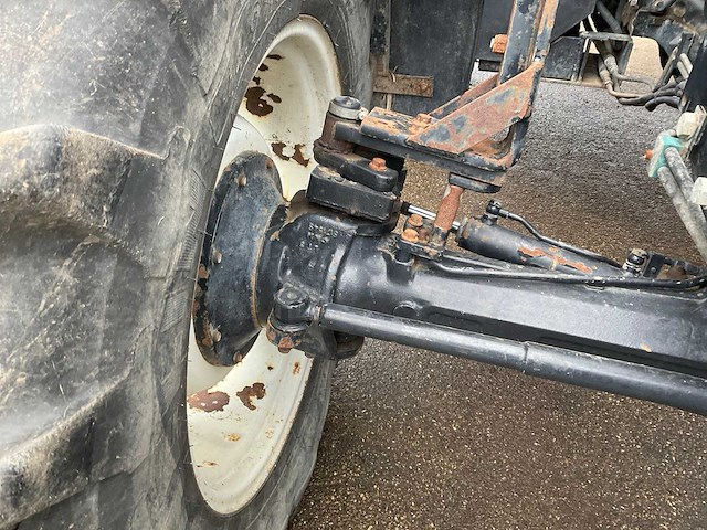 2009 new holland ts135a vierwielaangedreven landbouwtractor - afbeelding 4 van  36