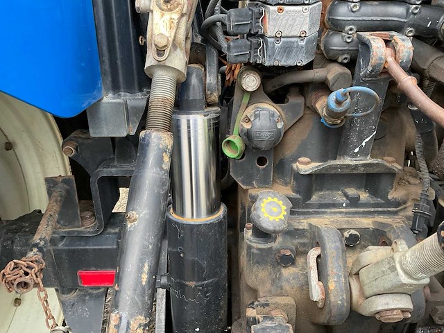 2009 new holland ts135a vierwielaangedreven landbouwtractor - afbeelding 20 van  36