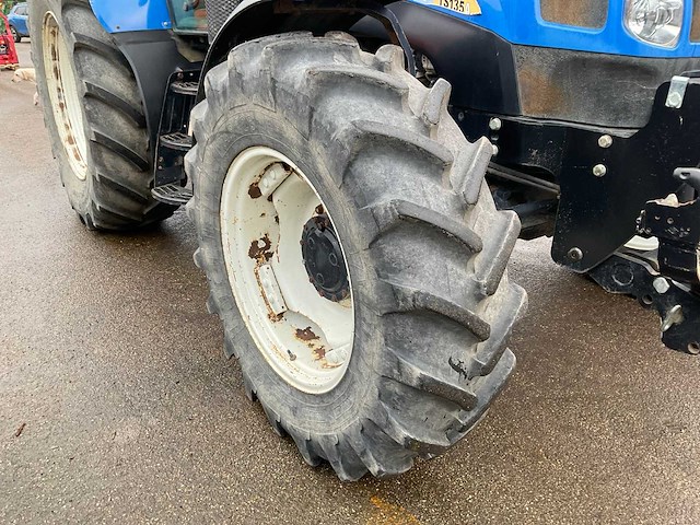 2009 new holland ts135a vierwielaangedreven landbouwtractor - afbeelding 25 van  36