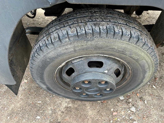 2009 nissan atleon be trekker oplegger combinatie - afbeelding 14 van  33