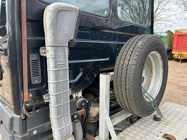 2009 nissan atleon bedrijfswagen opleggertrekker - afbeelding 3 van  23