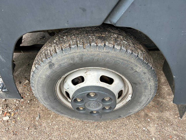 2009 nissan atleon bedrijfswagen opleggertrekker - afbeelding 5 van  23