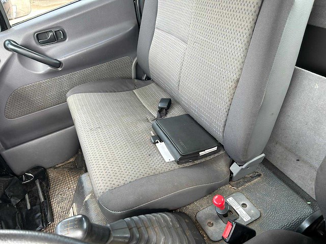 2009 nissan atleon bedrijfswagen opleggertrekker - afbeelding 11 van  23