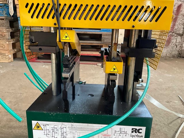 2009 oemme p-20-v rc system meastro th/tr pneumatische aluminium pons machine - afbeelding 4 van  13
