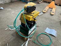 2009 oemme p-20-v rc system meastro th/tr pneumatische aluminium pons machine - afbeelding 10 van  13