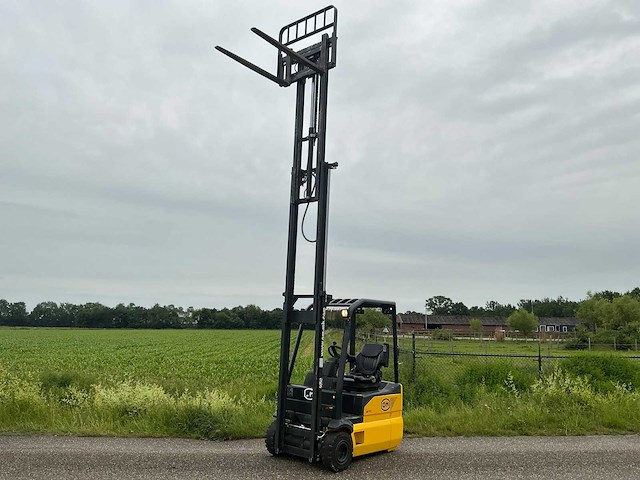 2009 om xe 15 3ac vorkheftruck - afbeelding 2 van  26