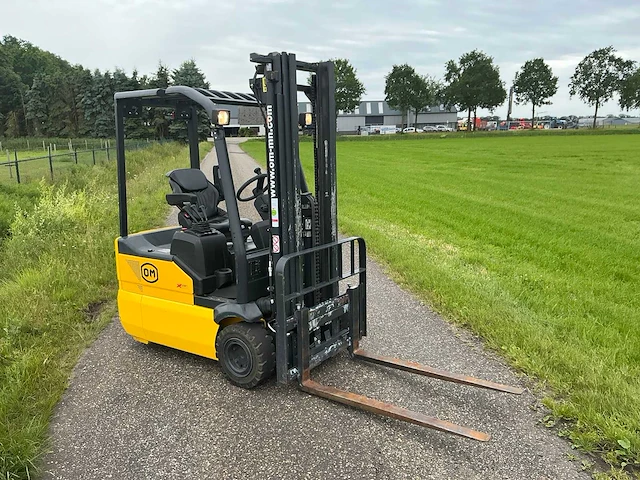 2009 om xe 15 3ac vorkheftruck - afbeelding 22 van  26