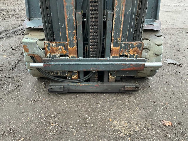 2009 om xe25 vorkheftruck defect - afbeelding 5 van  25