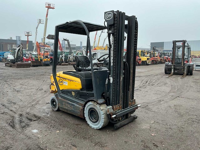 2009 om xe25 vorkheftruck defect - afbeelding 23 van  25