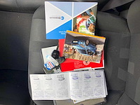 2009 opel agila personenauto - afbeelding 8 van  9