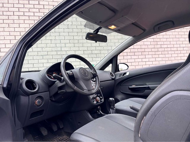 2009 opel corsa 1.4-16v edition personenauto - afbeelding 6 van  9