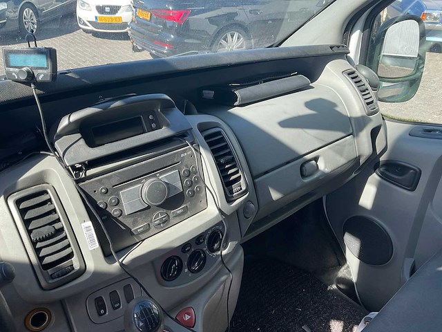 2009 opel vivaro 2.5 cdti l1h1 bedrijfswagen - afbeelding 5 van  24