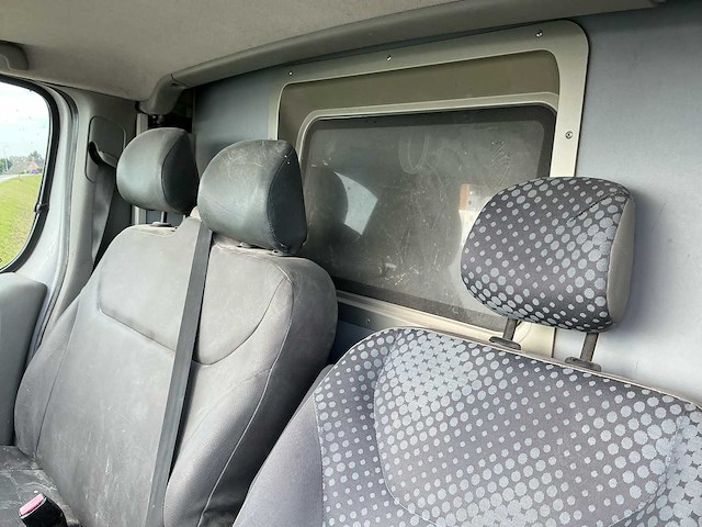 2009 opel vivaro 2.5 cdti l2h1 dc bedrijfswagen - afbeelding 15 van  30