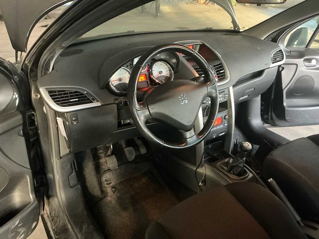 2009 peugeot 207 1.4 vti sublime personenauto - afbeelding 5 van  35