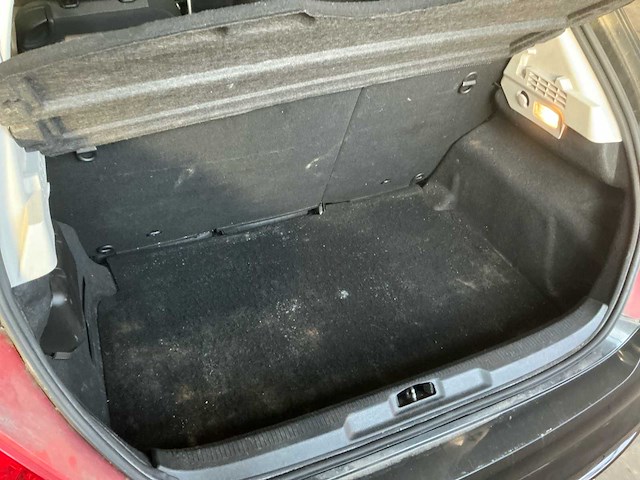 2009 peugeot 207 1.4 vti sublime personenauto - afbeelding 9 van  35