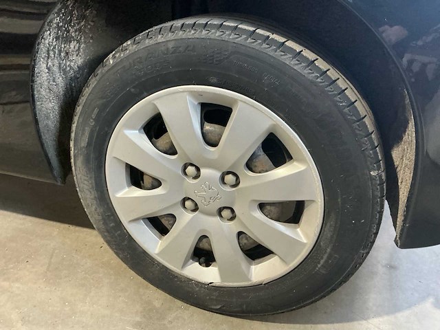 2009 peugeot 207 1.4 vti sublime personenauto - afbeelding 11 van  35