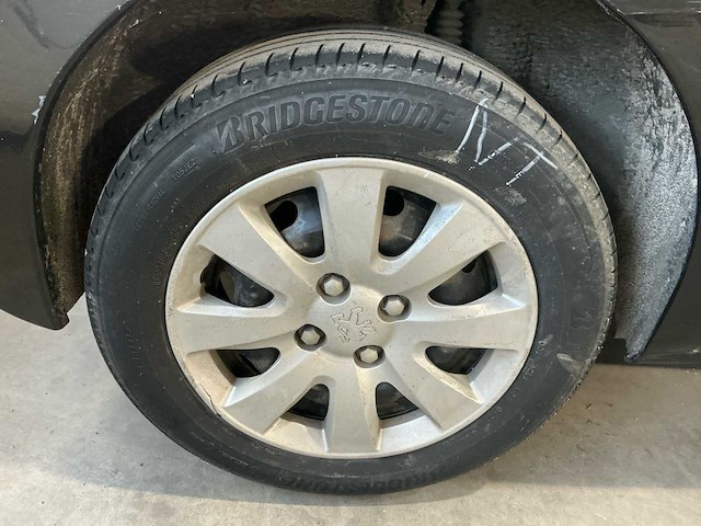 2009 peugeot 207 1.4 vti sublime personenauto - afbeelding 15 van  35