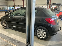 2009 peugeot 207 1.4 vti sublime personenauto - afbeelding 32 van  35
