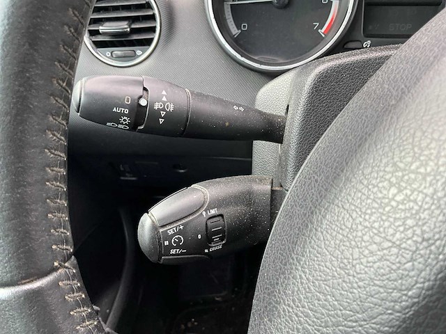 2009 peugeot 308 sw 1.6 thp xt personenauto - afbeelding 4 van  34