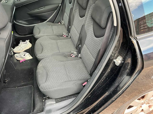 2009 peugeot 308 sw 1.6 thp xt personenauto - afbeelding 13 van  34