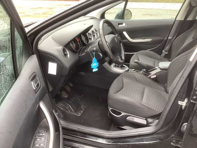 2009 peugeot 308 sw 1.6 vti style personenauto - afbeelding 13 van  14