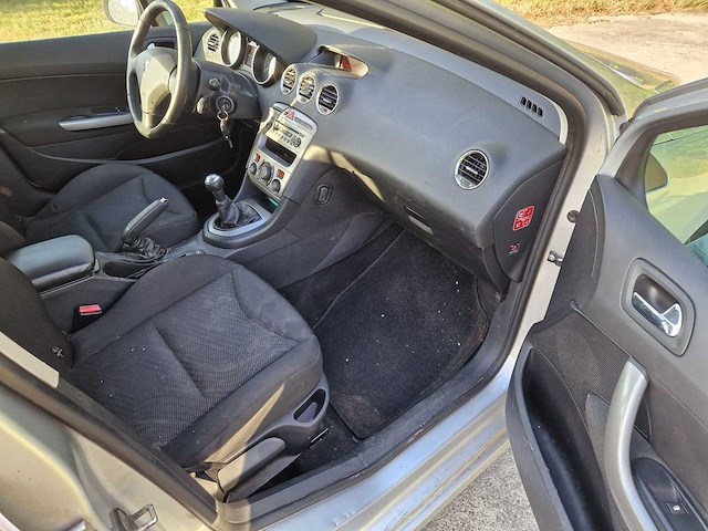 2009 peugeot 308 sw 1.6 vti x-line personenauto - afbeelding 3 van  13
