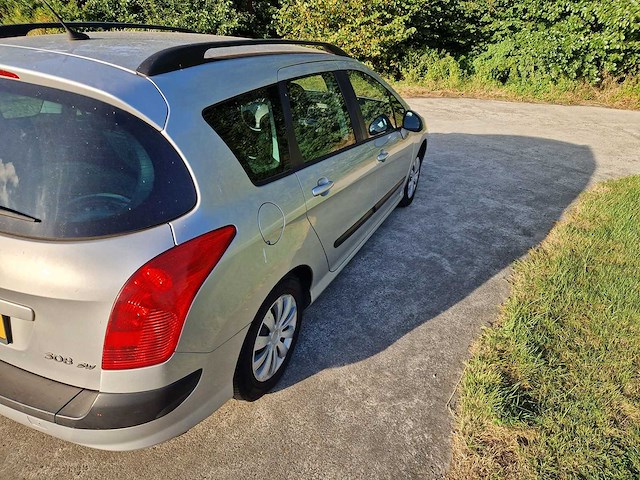 2009 peugeot 308 sw 1.6 vti x-line personenauto - afbeelding 10 van  13