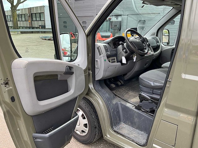 2009 peugeot boxer 435 2.2hdi paardenwagen v-804-nh - afbeelding 27 van  45