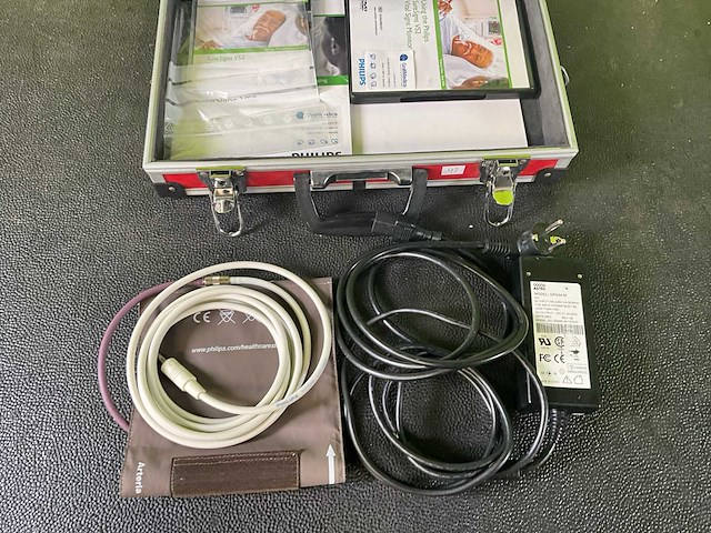 2009 philips suresign vs2 patiëntmonitor - afbeelding 2 van  12