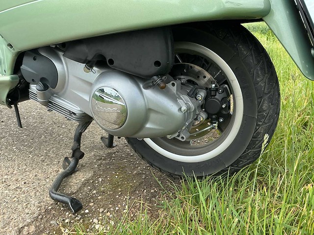 2009 piaggio gtv250ie vespa motorfiets - afbeelding 2 van  33