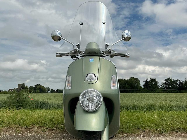 2009 piaggio gtv250ie vespa motorfiets - afbeelding 6 van  33