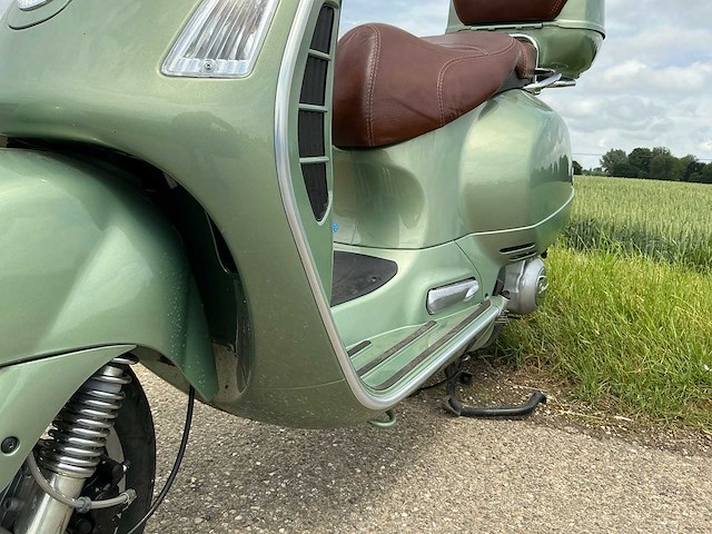 2009 piaggio gtv250ie vespa motorfiets - afbeelding 7 van  33