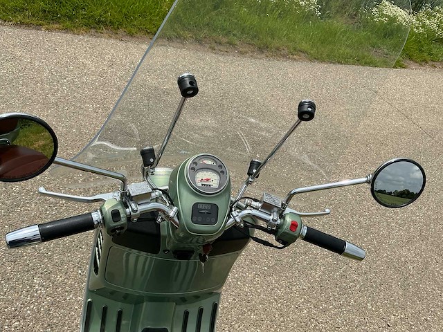2009 piaggio gtv250ie vespa motorfiets - afbeelding 13 van  33