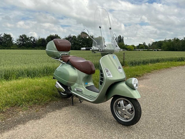 2009 piaggio gtv250ie vespa motorfiets - afbeelding 23 van  33