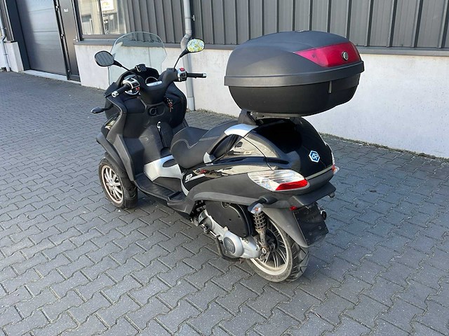 2009 piaggio mp3 lt 250 ie motorfiets - afbeelding 8 van  15