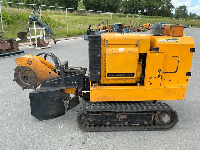 2009 predator p50r stobbenfrees - afbeelding 12 van  33
