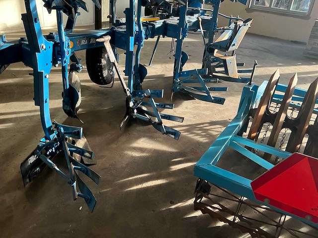 2009 rabe super albatros. 140m iv 4 schaar wentelploegmet vorenpakker - afbeelding 8 van  16