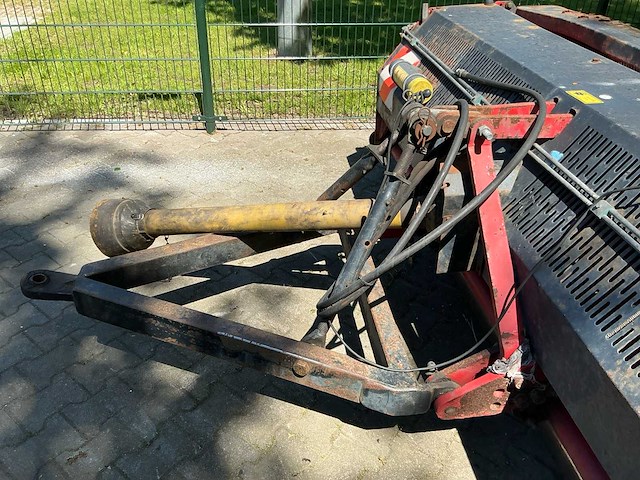 2009 redexim vertidrain 7526 gazonbeluchter - afbeelding 4 van  13