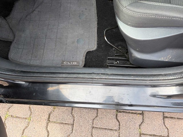 2009 renault clio estate 1.2 tce dynamique personenauto - afbeelding 32 van  97